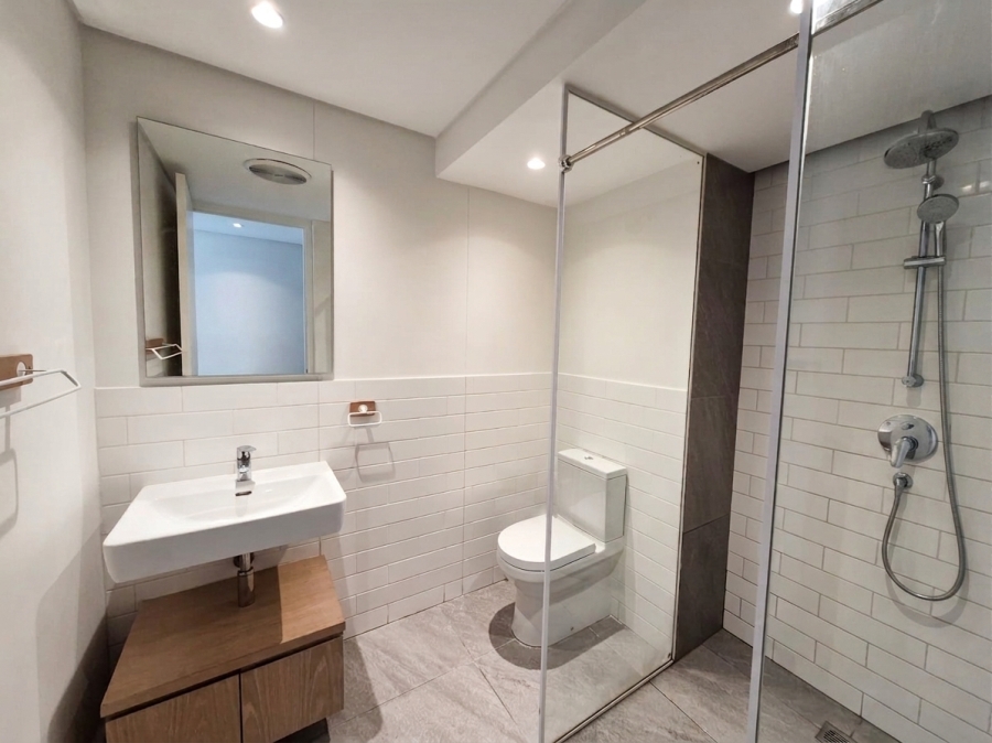 To Let 2 Bedroom Property for Rent in Woodstock Western Cape